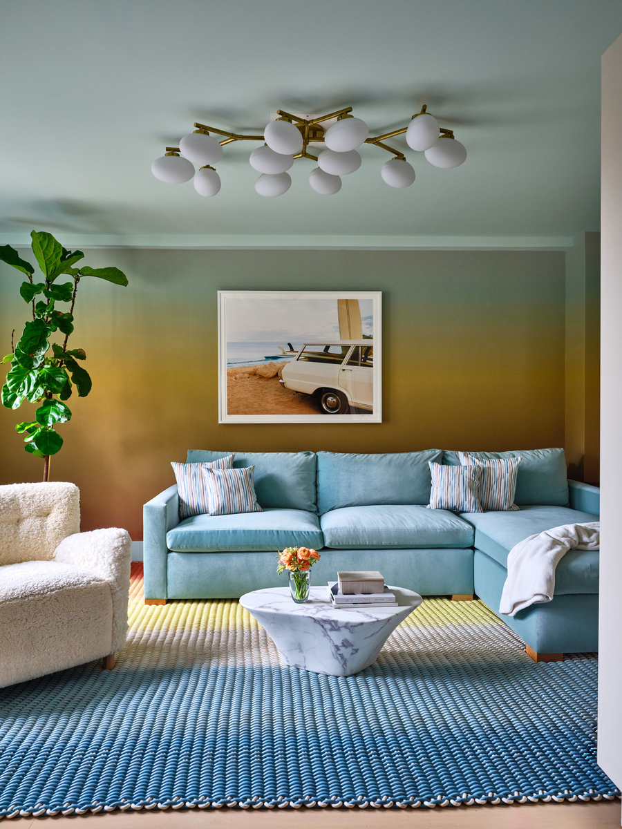 Living room by Amy Lau Design